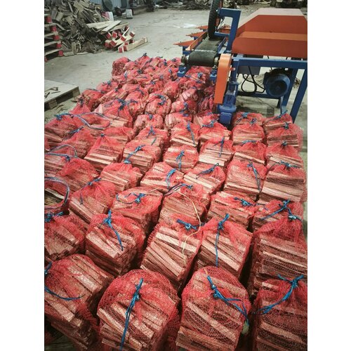 ���� ����� ������, �������� ���������� ����� � �������� ����� (������) 4 ��., ������ �� 700 ���