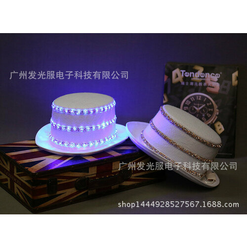 ���� �����-������� � ����������, ����� � �����, ��� ����������� � ���������, ������ �� 1304 ���