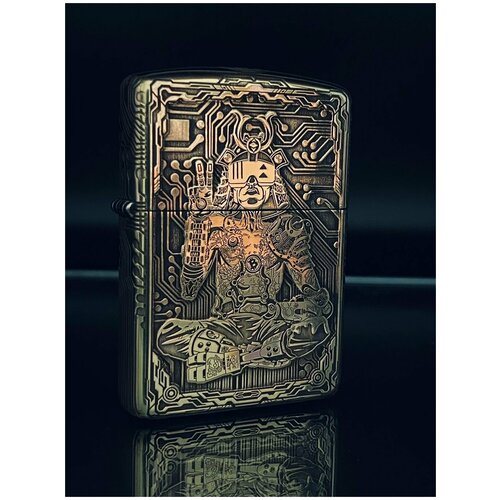 ���� ��������� ���������� Zippo(Armor) ������ ������� Custom ������ � �������� �������� �����������, ������ �� 8000 ���