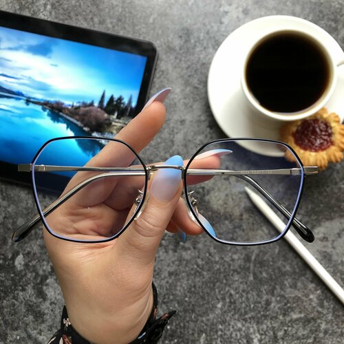 ���� ���� Blue Lake Ioni Black Silver, ������ �� 629 ���