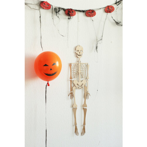 ���� ����� ������ ��������� �� ��������, ��������� Halloween, ������ �� 1340 ���