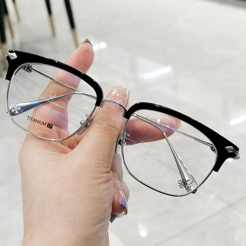 ���� ������ ��� ����� Kroxing, �� ������� ������, ������ �� 2813 ���