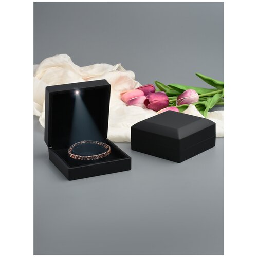 ���� ������ � ����������/��������� � ���������� ��� ��������/������, ������ �� 900 ���